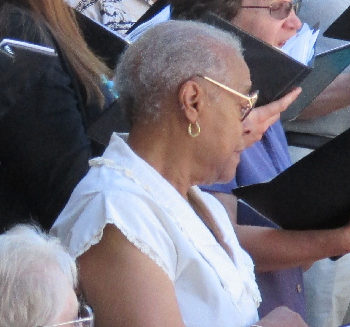 Lucy Bouldin singing with the Carson Chamber Singers in 2013. Photo from the Carson City Symphony website.