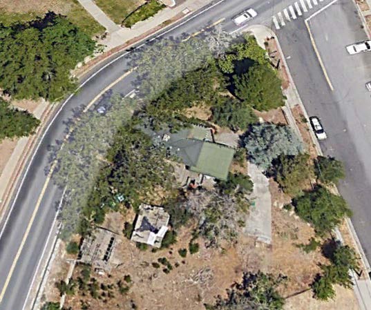 The home of Dorothy and Sanford Dinsmore. Image from Google Earth, 2022